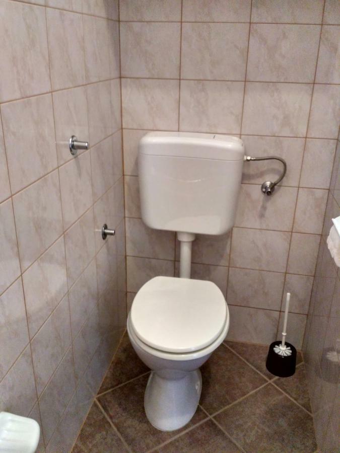 Apartmani Tonica Sukošan Buitenkant foto