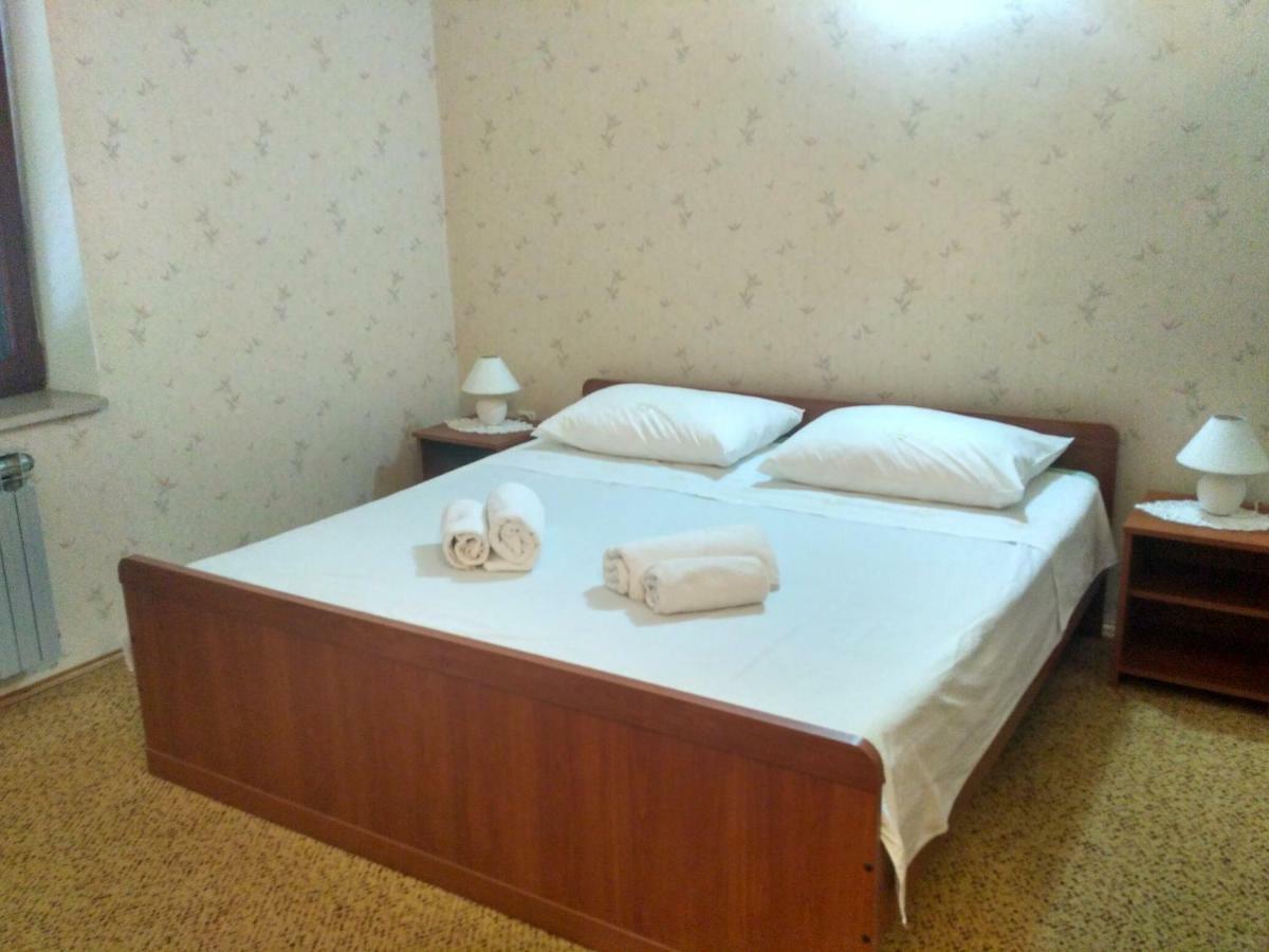 Apartmani Tonica Sukošan Buitenkant foto